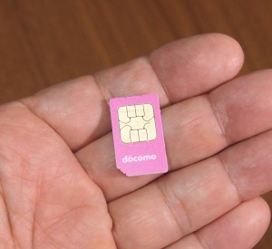 SIMカード(mini-SIM規格)